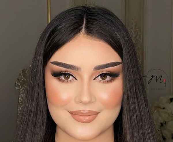 میکاپ برای صورت گرد